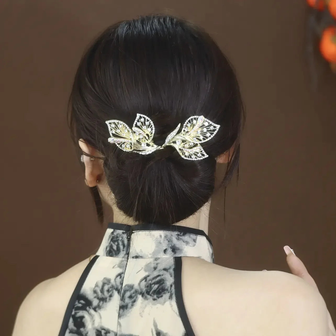 Golden lotus hair bun twister