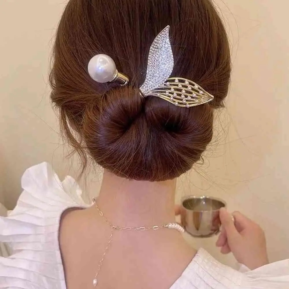 Fish tail hair bun twister